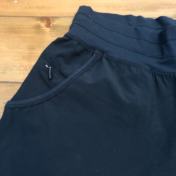 Hiking shorts - Picture 2 of 4